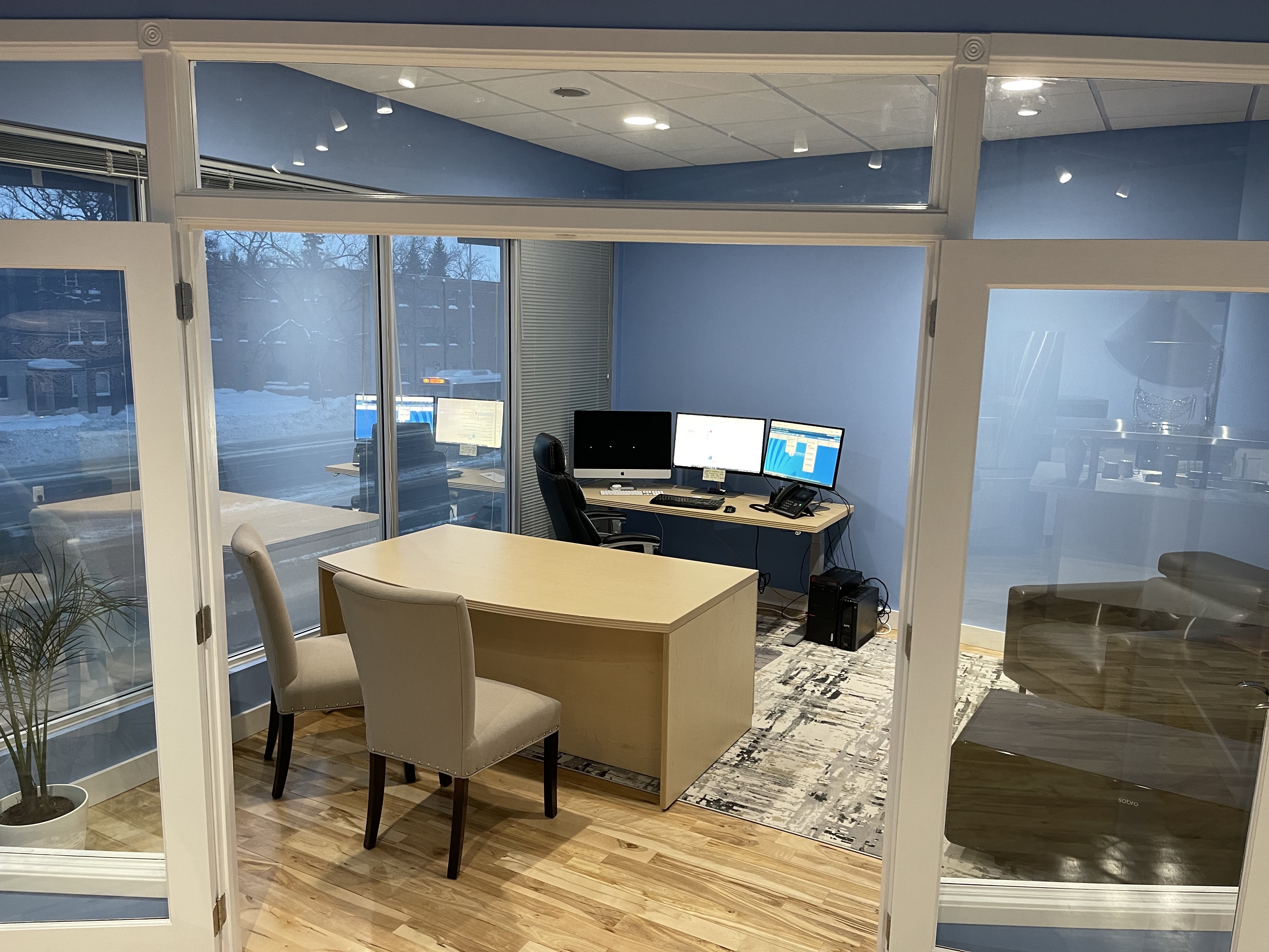 Mikes office
